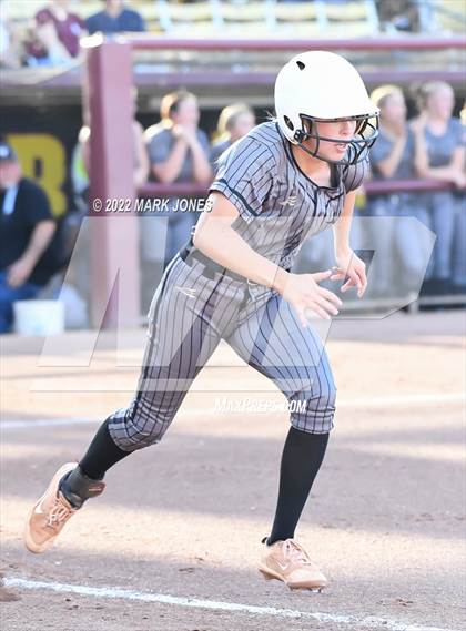 Thumbnail 3 in Round Valley vs. Kingman Academy (AIA 2A Final) photogallery.
