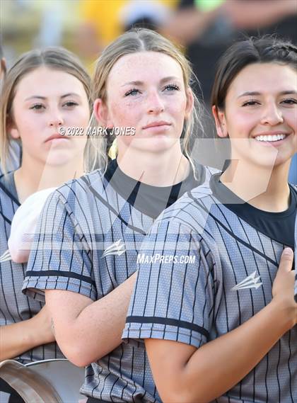 Thumbnail 2 in Round Valley vs. Kingman Academy (AIA 2A Final) photogallery.