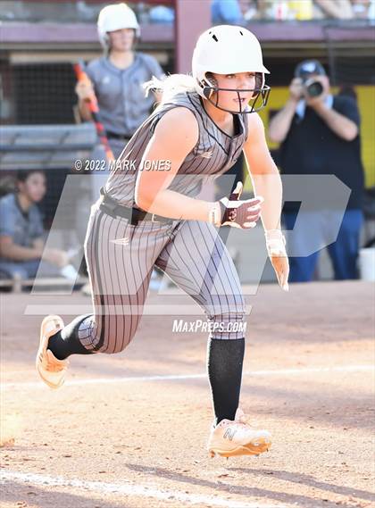 Thumbnail 3 in Round Valley vs. Kingman Academy (AIA 2A Final) photogallery.
