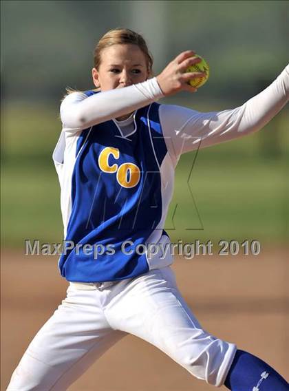 Thumbnail 3 in Charter Oak @ Diamond Ranch photogallery.