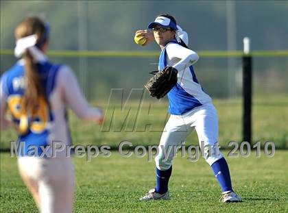 Thumbnail 1 in Charter Oak @ Diamond Ranch photogallery.