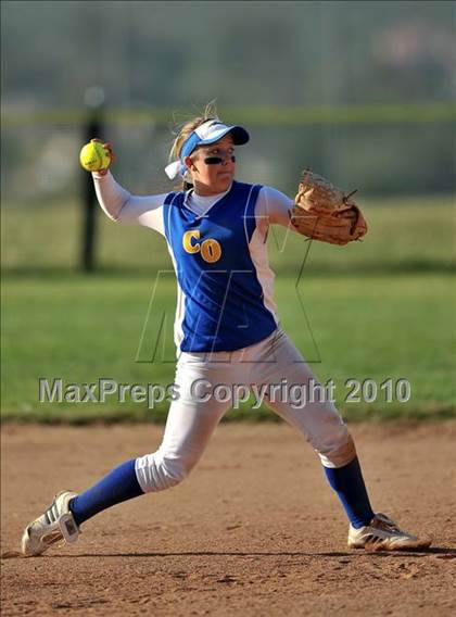 Thumbnail 3 in Charter Oak @ Diamond Ranch photogallery.