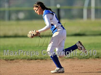 Thumbnail 2 in Charter Oak @ Diamond Ranch photogallery.