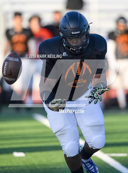 Thumbnail 2 in Woodside @ Hillsdale (Scrimmage) photogallery.