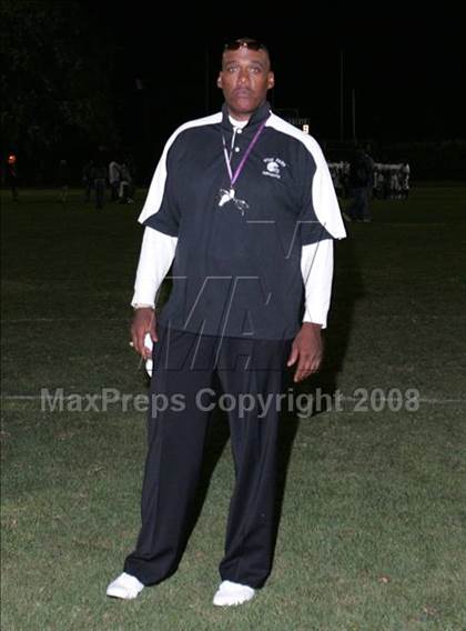 Thumbnail 3 in Douglass vs. View Park Prep photogallery.