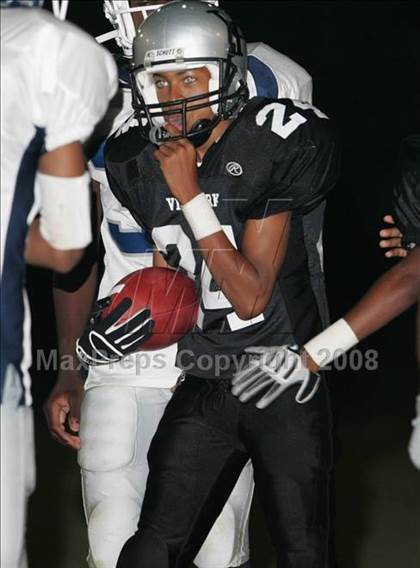 Thumbnail 2 in Douglass vs. View Park Prep photogallery.