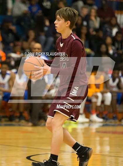 Thumbnail 1 in Belleville West vs. East St. Louis photogallery.