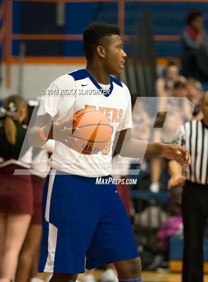 Thumbnail 1 in Belleville West vs. East St. Louis photogallery.
