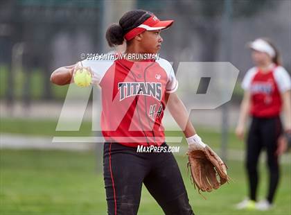 Thumbnail 3 in Antelope vs. Douglas (Preseason Tournament) photogallery.