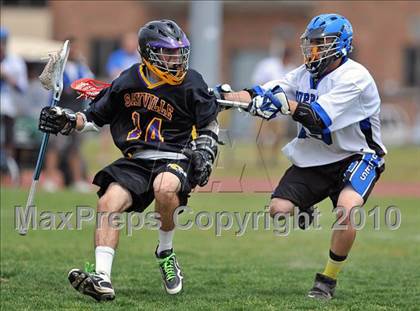 Thumbnail 2 in Sayville vs. Hauppauge photogallery.