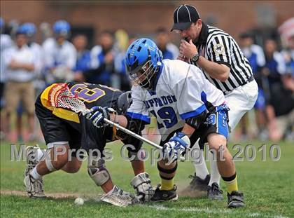 Thumbnail 3 in Sayville vs. Hauppauge photogallery.