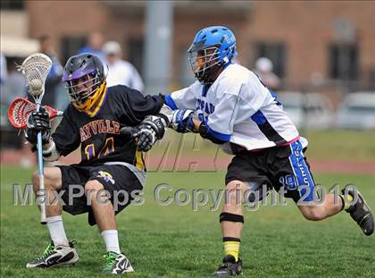 Thumbnail 3 in Sayville vs. Hauppauge photogallery.
