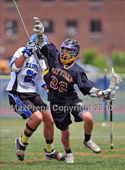 Thumbnail 3 in Sayville vs. Hauppauge photogallery.