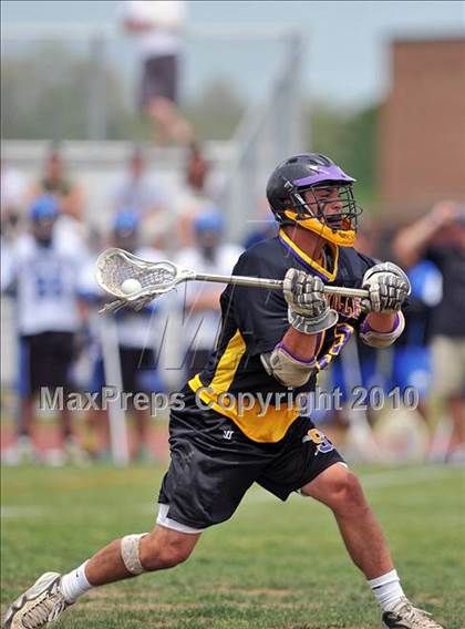 Thumbnail 2 in Sayville vs. Hauppauge photogallery.