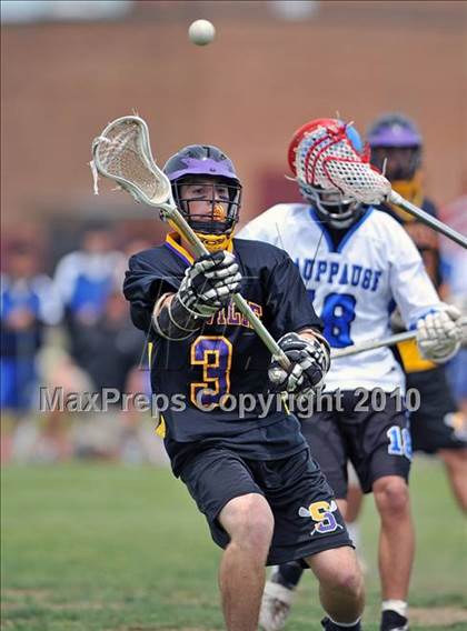 Thumbnail 2 in Sayville vs. Hauppauge photogallery.