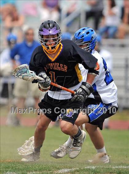 Thumbnail 1 in Sayville vs. Hauppauge photogallery.