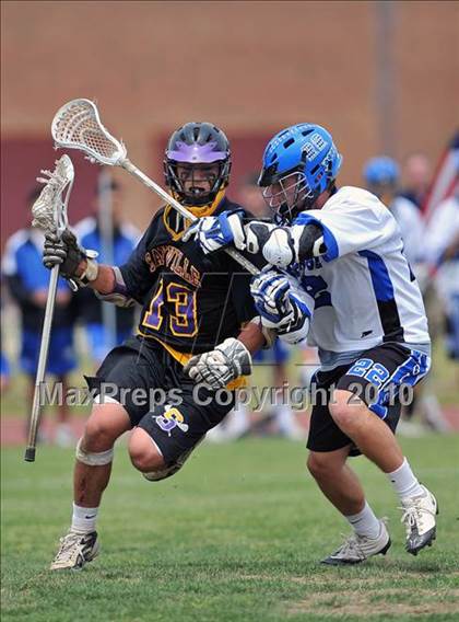 Thumbnail 3 in Sayville vs. Hauppauge photogallery.