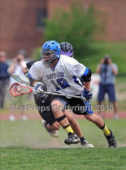 Thumbnail 3 in Sayville vs. Hauppauge photogallery.