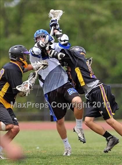 Thumbnail 1 in Sayville vs. Hauppauge photogallery.