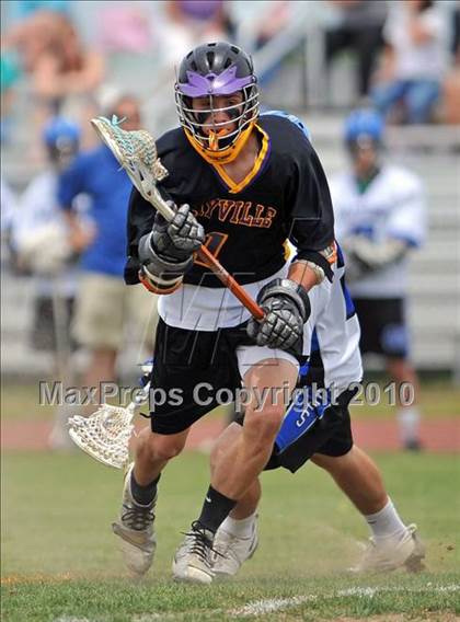 Thumbnail 2 in Sayville vs. Hauppauge photogallery.