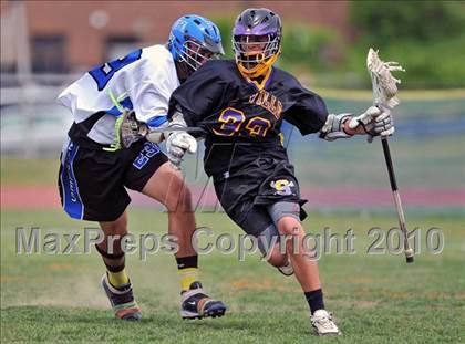 Thumbnail 3 in Sayville vs. Hauppauge photogallery.