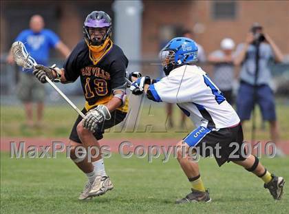 Thumbnail 2 in Sayville vs. Hauppauge photogallery.