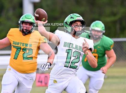 Thumbnail 3 in DeLand (Green/Gold Spring Scrimmage) photogallery.