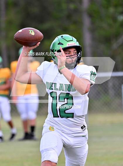 Thumbnail 1 in DeLand (Green/Gold Spring Scrimmage) photogallery.