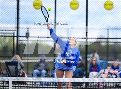 Thumbnail 1 in Carroll vs Hamilton Southeastern (Delta Invitational) photogallery.