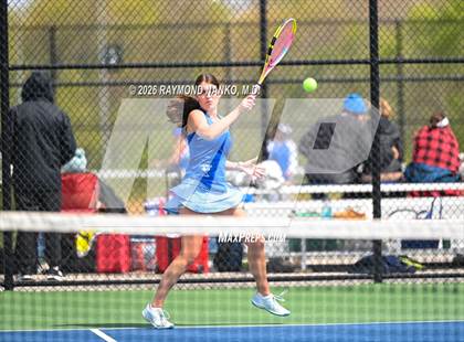 Thumbnail 3 in Carroll vs Hamilton Southeastern (Delta Invitational) photogallery.