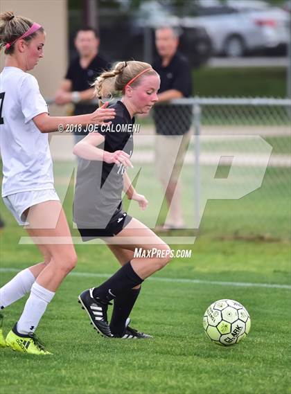 Thumbnail 2 in Clark vs Vandegrift (Class 6A Region 4 Area) photogallery.