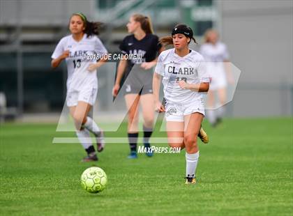 Thumbnail 3 in Clark vs Vandegrift (Class 6A Region 4 Area) photogallery.