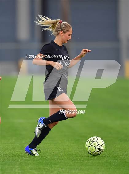 Thumbnail 1 in Clark vs Vandegrift (Class 6A Region 4 Area) photogallery.