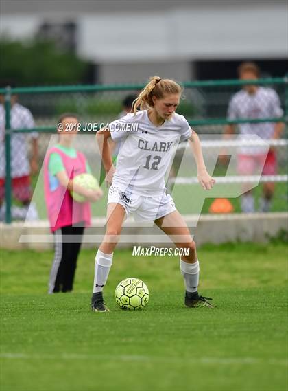 Thumbnail 1 in Clark vs Vandegrift (Class 6A Region 4 Area) photogallery.