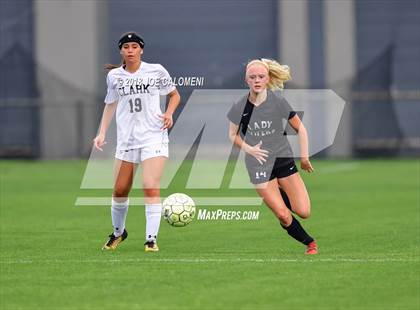 Thumbnail 2 in Clark vs Vandegrift (Class 6A Region 4 Area) photogallery.