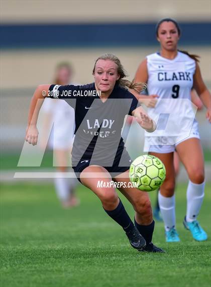 Thumbnail 2 in Clark vs Vandegrift (Class 6A Region 4 Area) photogallery.