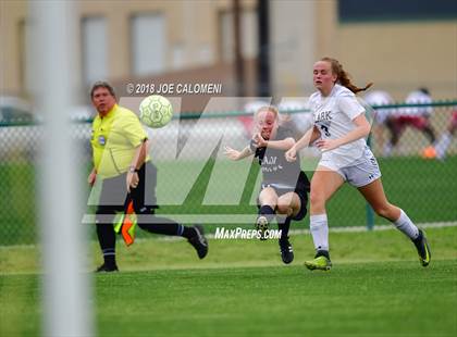Thumbnail 2 in Clark vs Vandegrift (Class 6A Region 4 Area) photogallery.