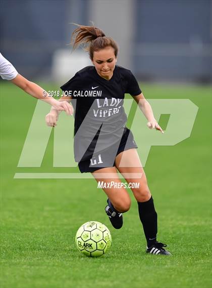 Thumbnail 3 in Clark vs Vandegrift (Class 6A Region 4 Area) photogallery.