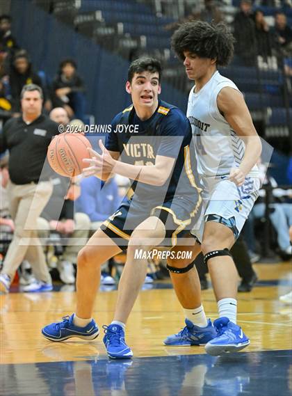 Thumbnail 2 in Victor @ Irondequoit(NYSPHSAA Section V Class AA Semi-Finals) photogallery.
