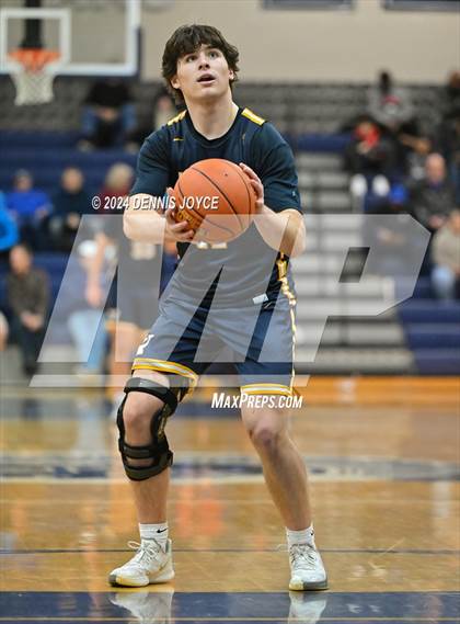 Thumbnail 3 in Victor @ Irondequoit(NYSPHSAA Section V Class AA Semi-Finals) photogallery.
