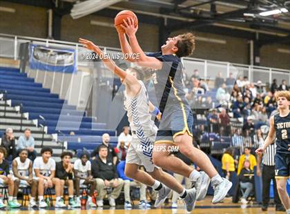 Thumbnail 2 in Victor @ Irondequoit(NYSPHSAA Section V Class AA Semi-Finals) photogallery.