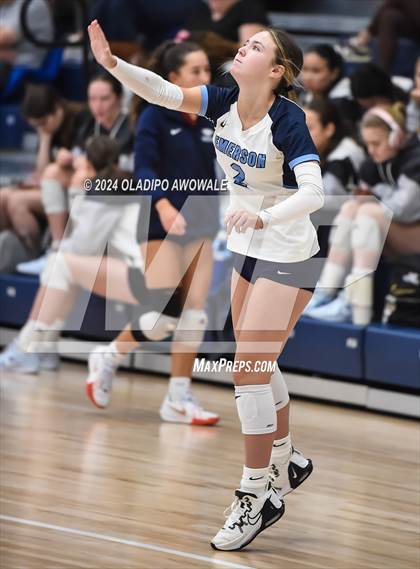 Thumbnail 2 in Wylie vs. Emerson photogallery.