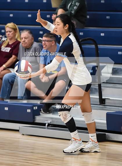 Thumbnail 3 in Wylie vs. Emerson photogallery.
