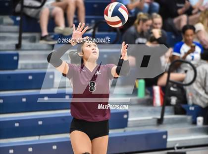 Thumbnail 3 in Wylie vs. Emerson photogallery.