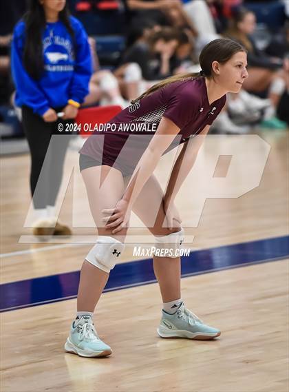 Thumbnail 1 in Wylie vs. Emerson photogallery.