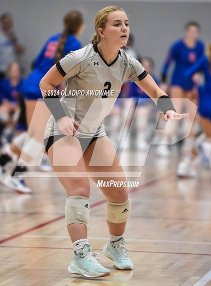 Thumbnail 2 in Wylie vs. Emerson photogallery.