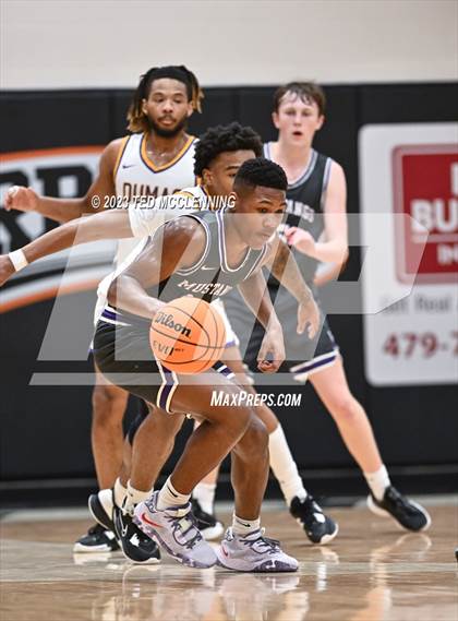 Thumbnail 2 in Dumas vs. Central Arkansas Christian (AAA 3A State Playoff second round) photogallery.