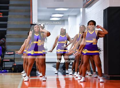 Thumbnail 2 in Dumas vs. Central Arkansas Christian (AAA 3A State Playoff second round) photogallery.