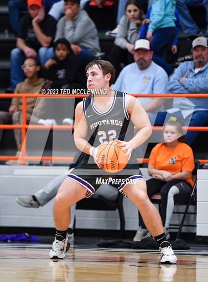 Thumbnail 1 in Dumas vs. Central Arkansas Christian (AAA 3A State Playoff second round) photogallery.
