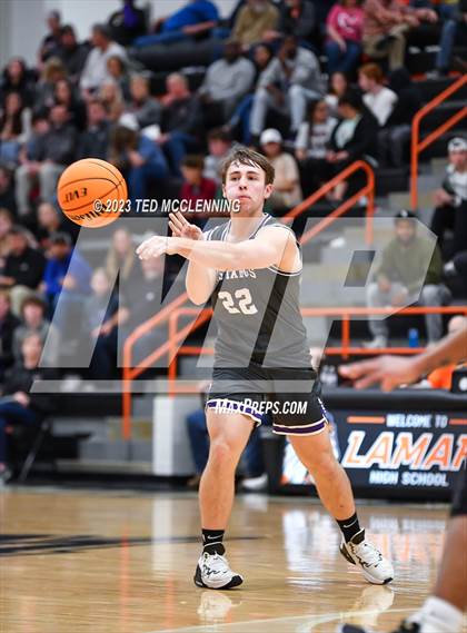 Thumbnail 3 in Dumas vs. Central Arkansas Christian (AAA 3A State Playoff second round) photogallery.